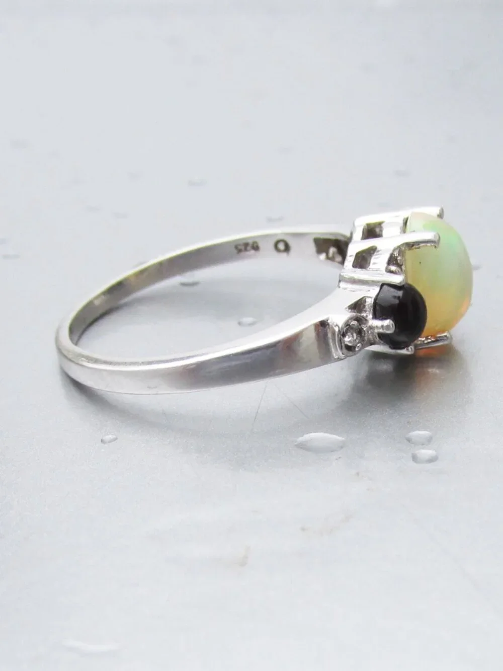 Vintage Sterling Silver Oval FIRE & BLUE OPAL Ring Sz 8